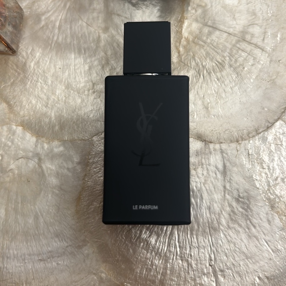 Burberry Goddess, YSL Myself and Armani Oud Royal Minis - Picture 5 of 6